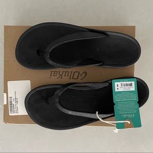 Olukai Kulapa Kai black sandals size 8